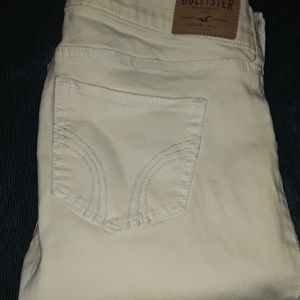hollister jeans.